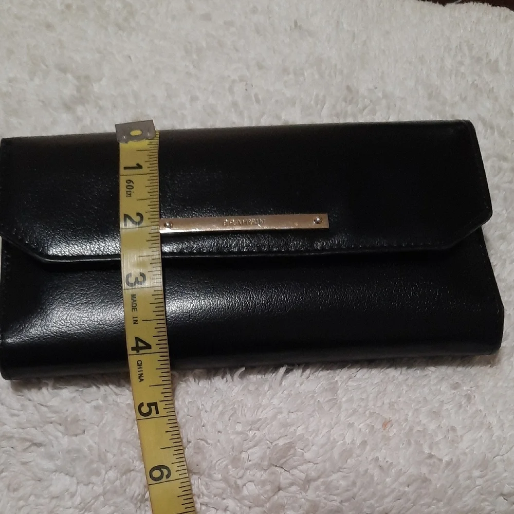 Brahmin Black Leather Wallet - Picture 10 of 10